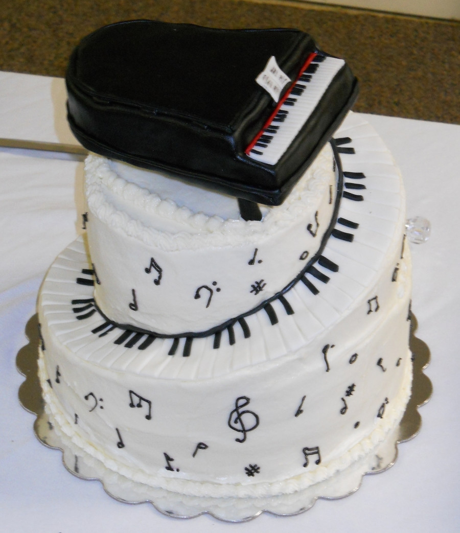 Piano Birthday Cake
 Piano Cake CakeCentral