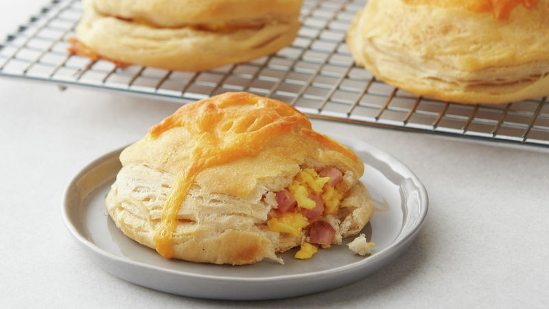 Pillsbury Biscuit Breakfast Recipes
 Freezer Friendly Ham and Cheese Breakfast Biscuit Bombs