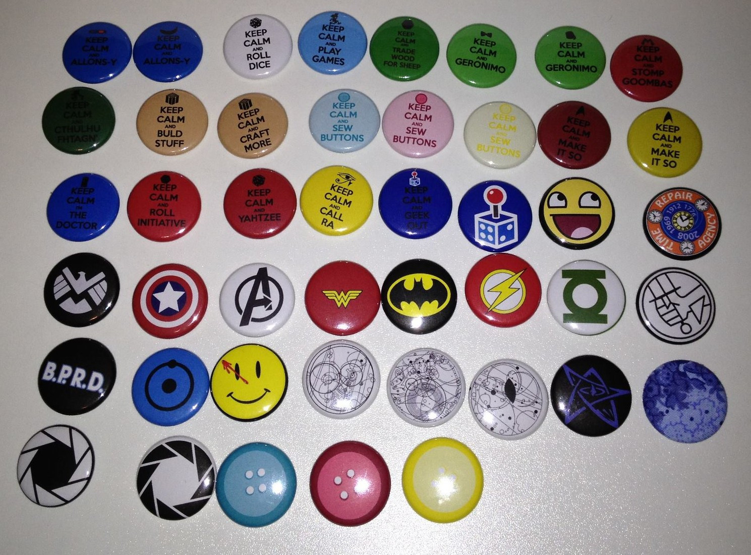 Pins Boton
 Buttons galore with a giveaway – Geek Craft