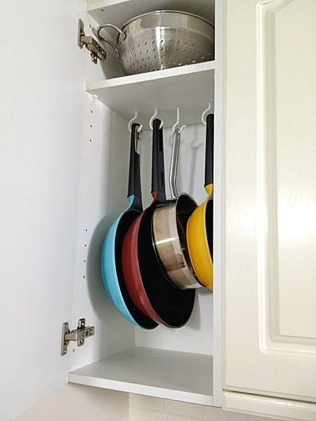 Pots And Pans Organizer DIY
 7 DIY Ways to Organize Pots and Pans in Your Kitchen Cabinets