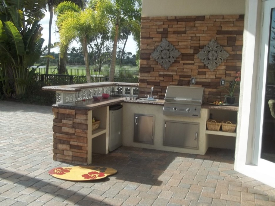 Prefabricated Outdoor Kitchen Islands
 Prefabricated Outdoor Kitchen Islands Type — 3 Design