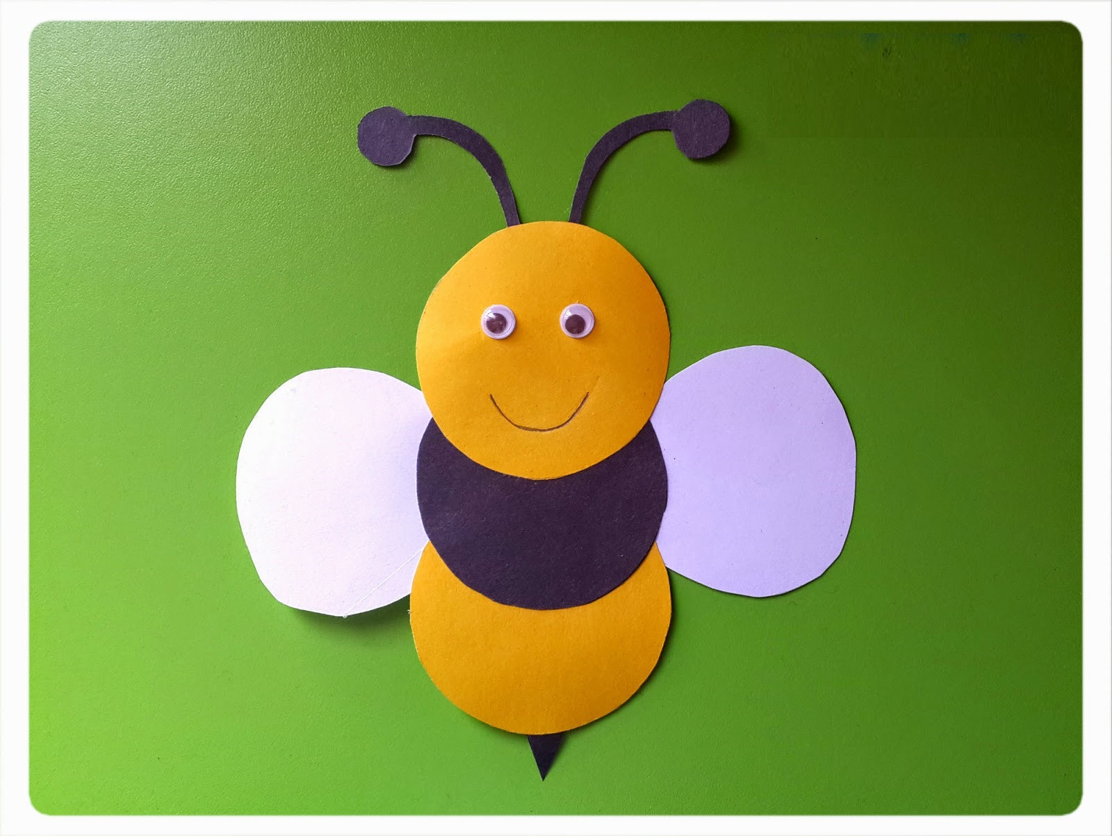 Preschoolers Art And Craft
 Bee Craft Idea – Preschoolplanet