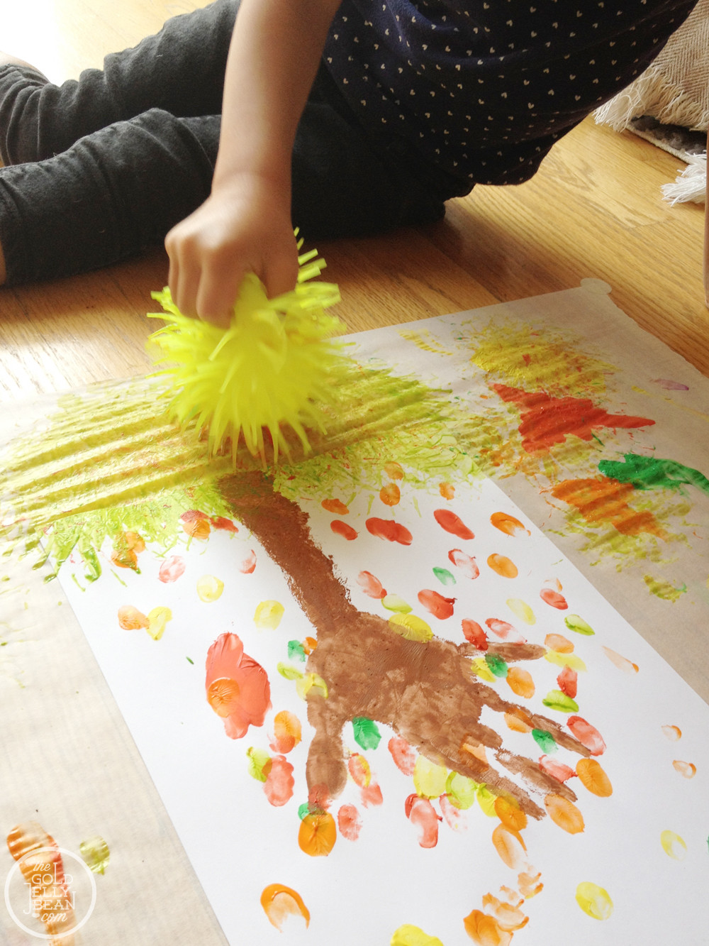 Preschoolers Arts And Crafts
 Fall Artwork Finger Print Trees
