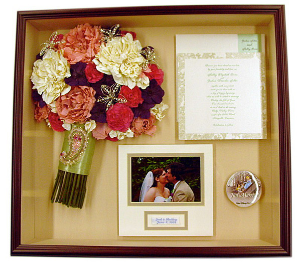 Preserving Wedding Bouquet DIY
 Wedding Bouquet Preservation Tips Before You Get to a Pro