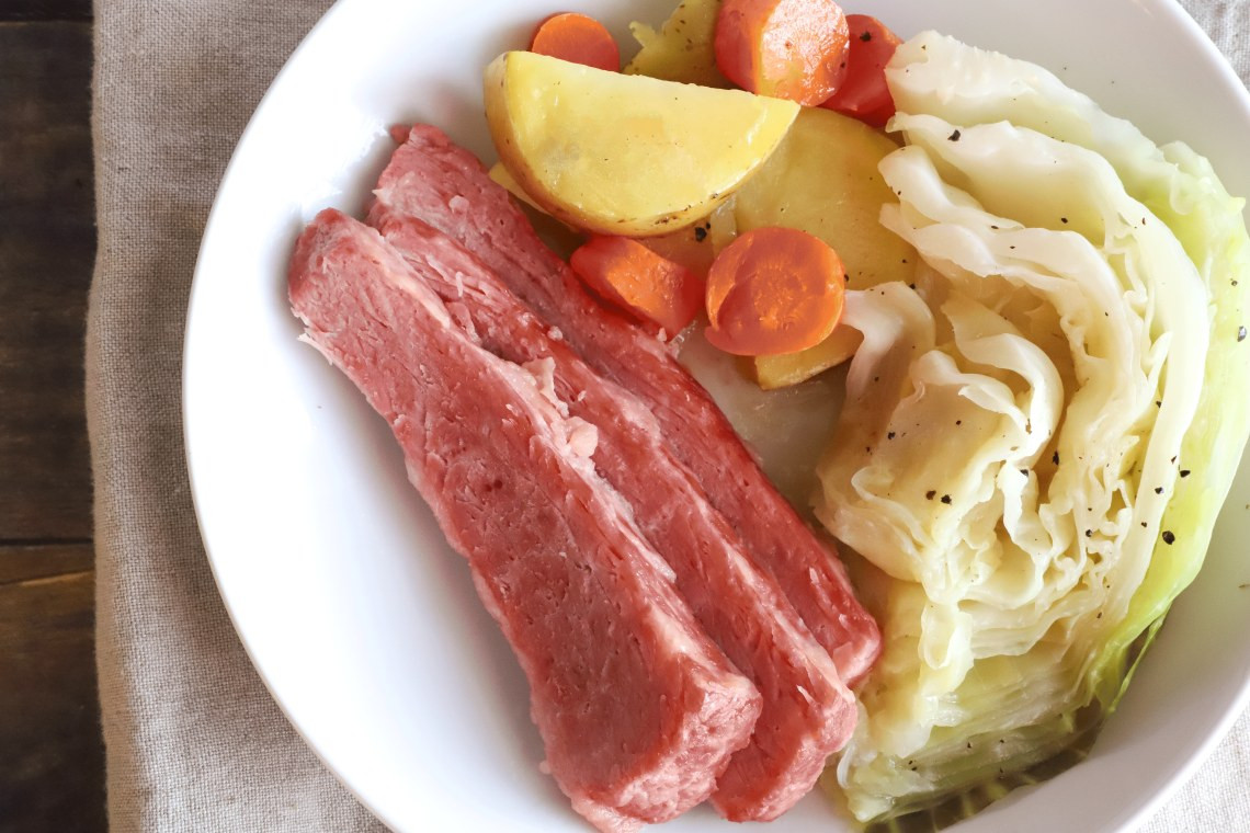 Pressure Cooker Corned Beef And Cabbage Recipe
 Pressure Cooker Corned Beef and Cabbage Mealthy