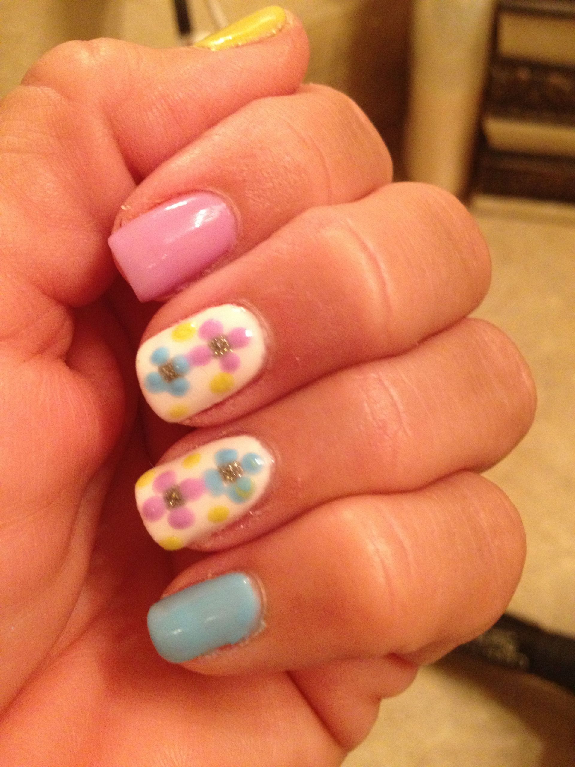 Pretty Gel Nail Colors
 Gel nails in pretty summer colors Nail it