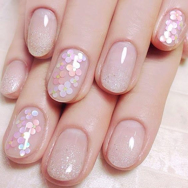 Pretty Glitter Nails
 20 Trending Round Nail Designs To Try in 2020 The Trend