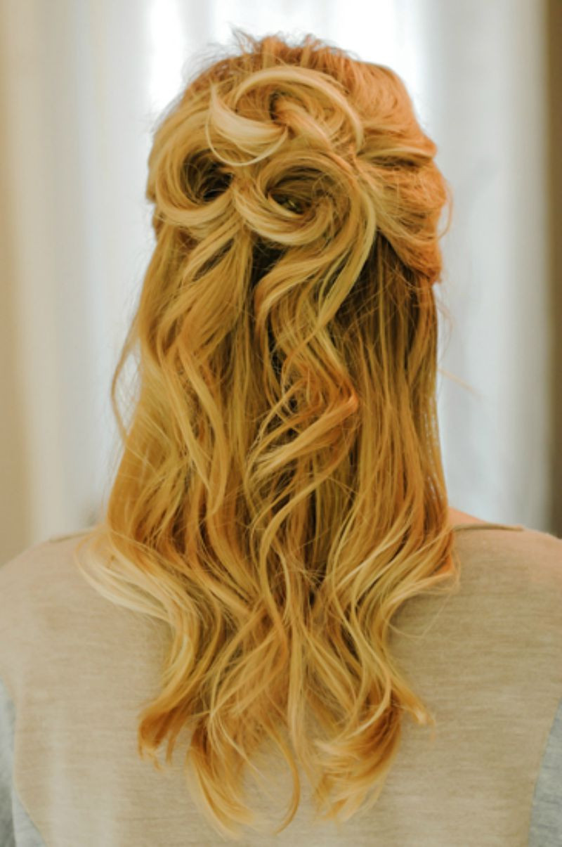 Prom Hairstyle Half Up
 65 Prom Hairstyles That plement Your Beauty Fave