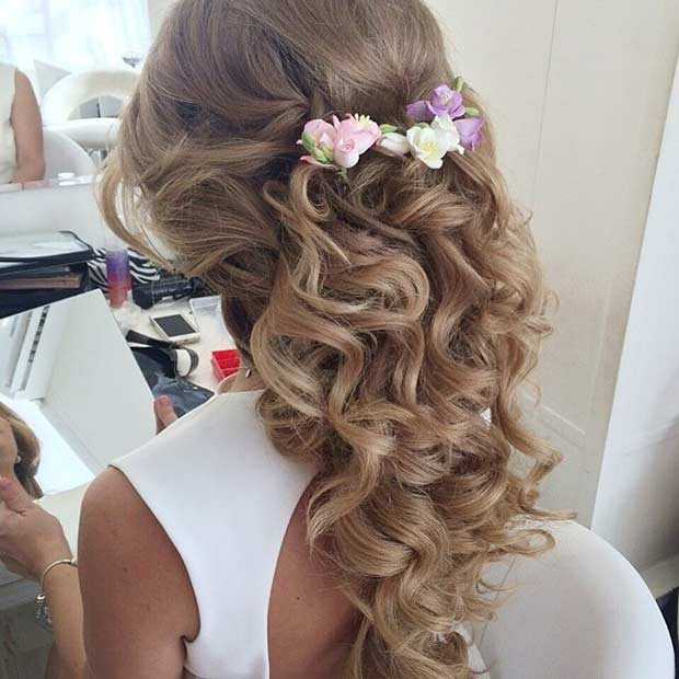 Prom Hairstyle With Flowers
 31 Half Up Half Down Prom Hairstyles