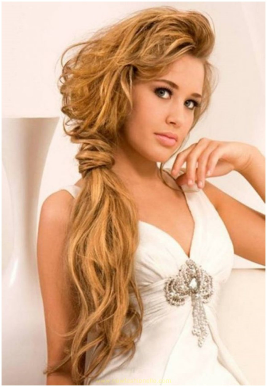 Prom Medium Hairstyles
 Prom Girls Hairdos for Medium Length Hair