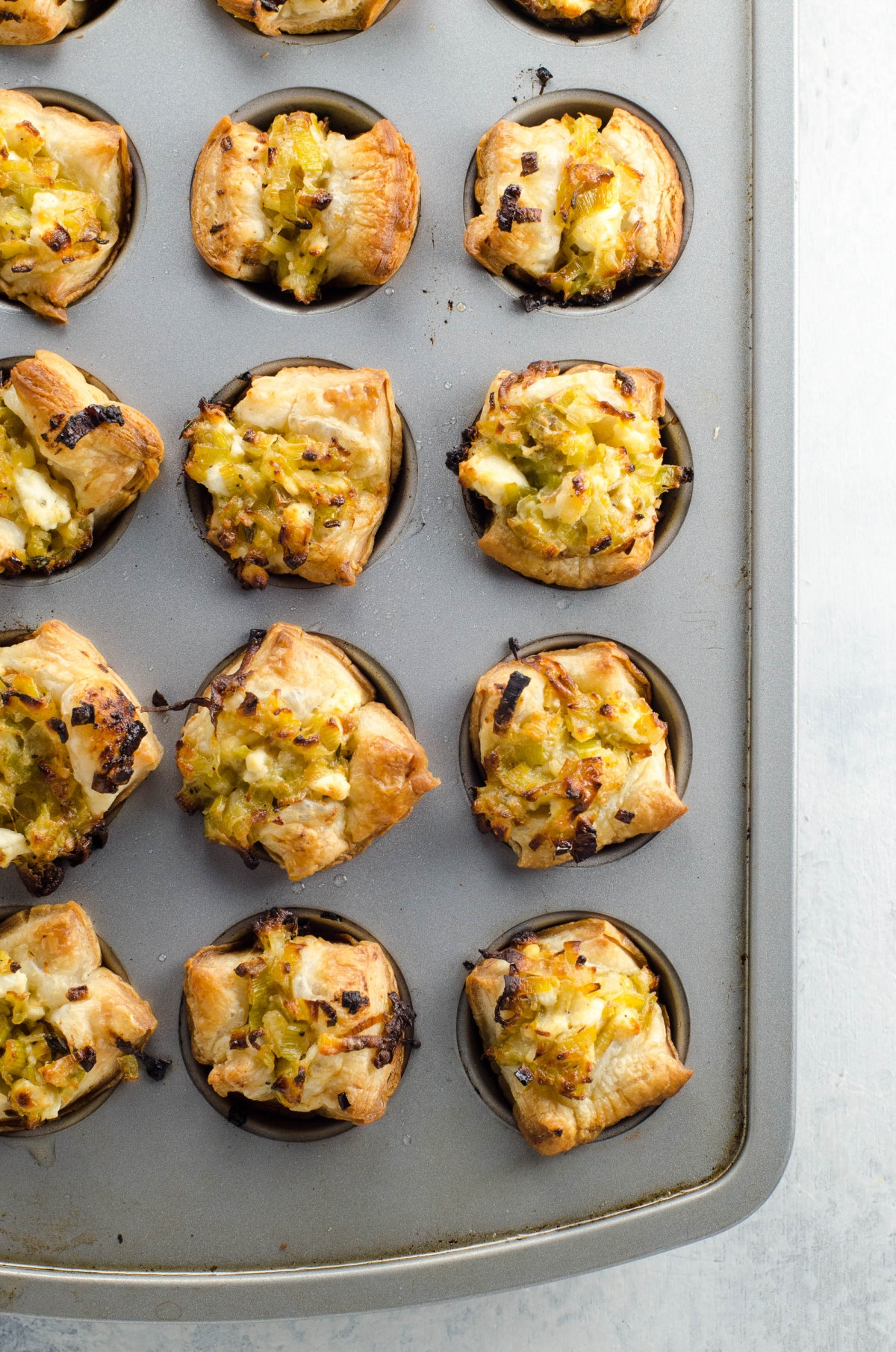 Puffed Pastry Appetizers
 Easy Appetizers Creamy Leeks in Puff Pastry Cups