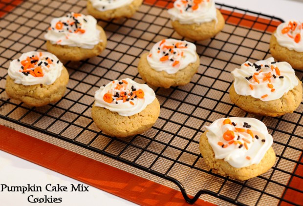 Pumpkin Cakemix Cookies
 3 Ingre nt Pumpkin Cake Mix Cookies a Giveaway