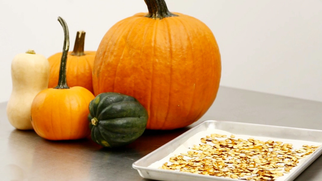 Pumpkin Seeds Recipe Martha Stewart
 Video The Trick to Roasting Pumpkin Seeds