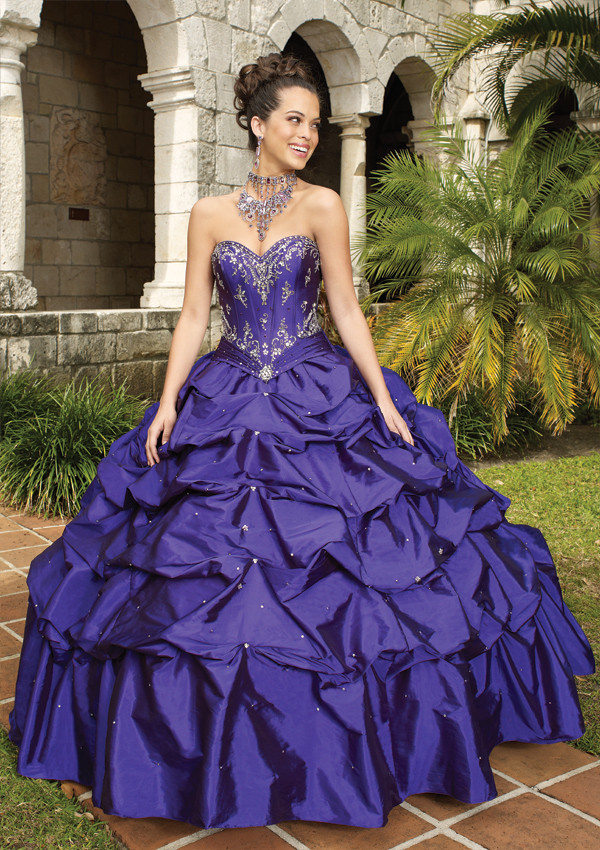 Purple Wedding Gown
 Wedding Lady Purple Wedding Dress Ideas