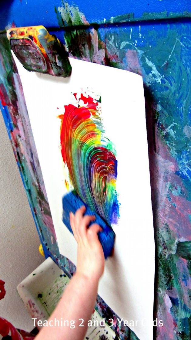 Rainbow Artwork For Preschoolers
 Rainbow Sponge Painting on the Easel