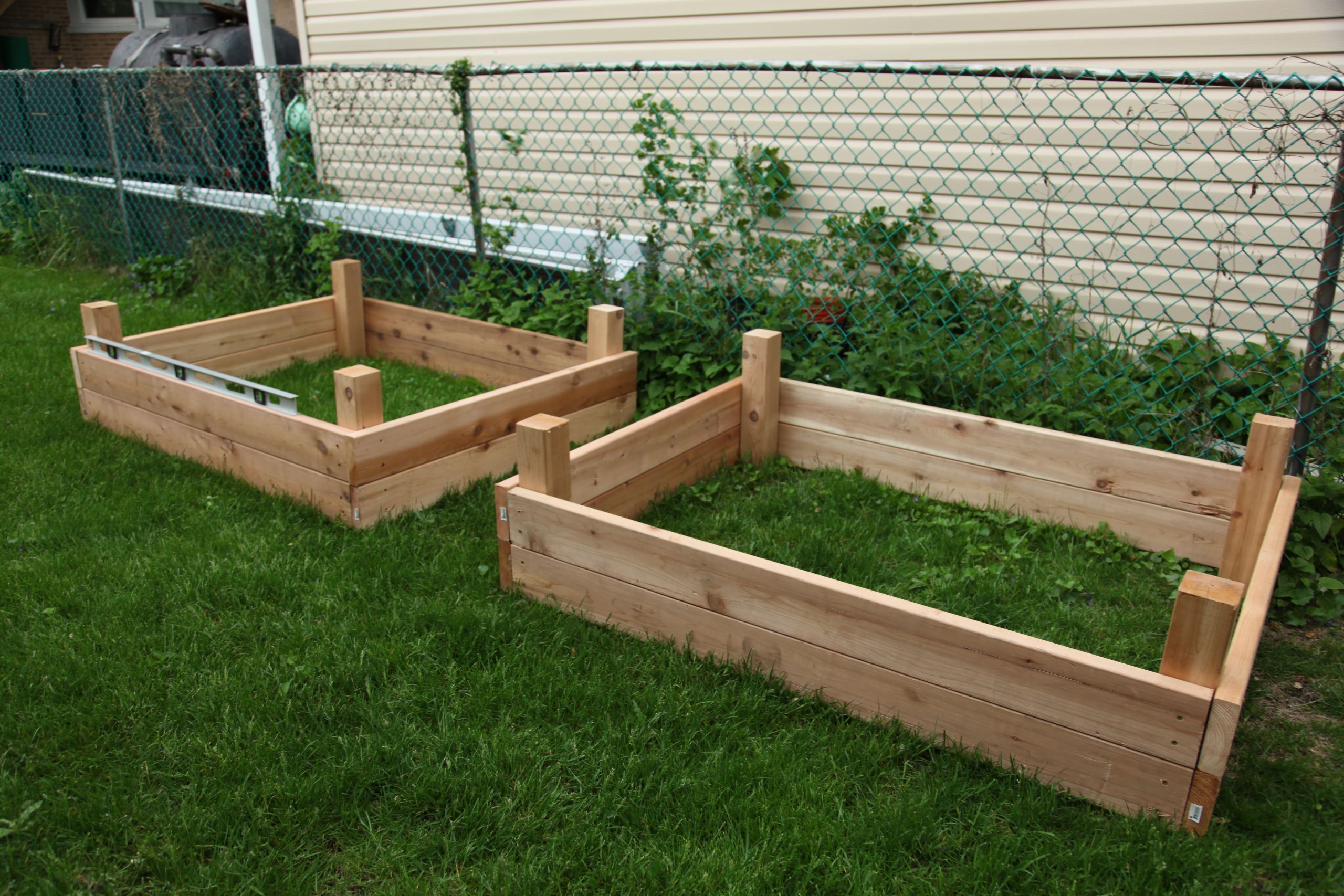 Raised Garden Boxes DIY
 DIY Raised Garden Beds