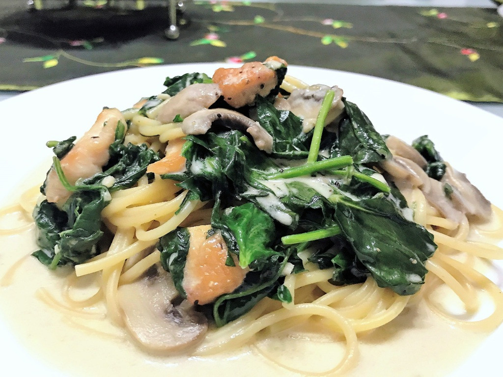 Recipes For Baby Spinach
 Creamy Chicken Pasta with Baby Spinach