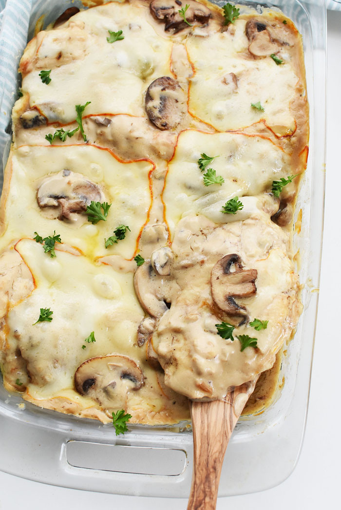 Recipes With Chicken And Cream Of Mushroom Soup
 Cream of Mushroom Chicken Bake with Cheese