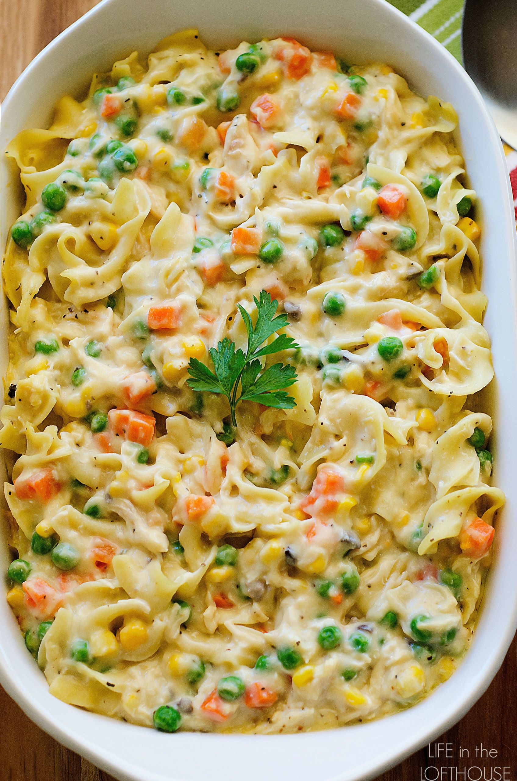 Recipes With Egg Noodles And Chicken
 Chicken Noodle Casserole Life In The Lofthouse