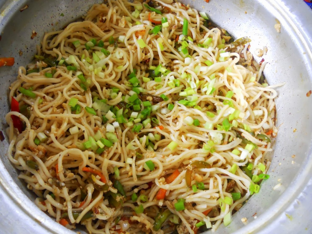 Recipes With Egg Noodles And Chicken
 Weekend Lunch Sorted Egg Chicken Noodles