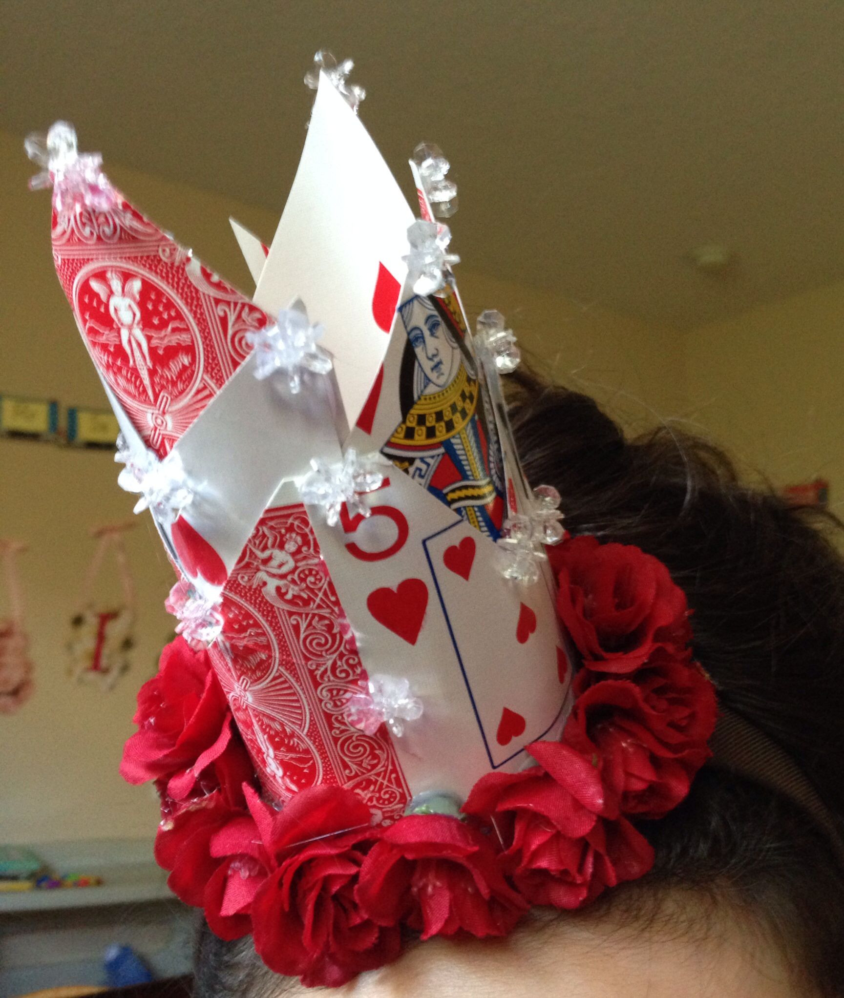 Red Queen Costume DIY
 DIY Red Queen Crown s