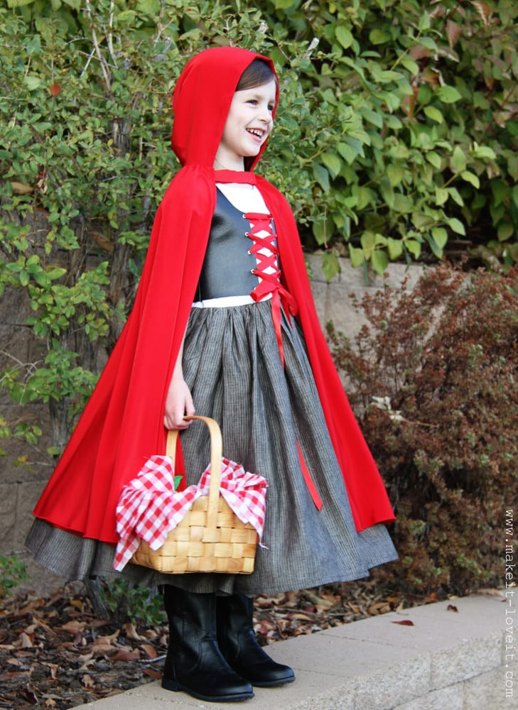 Red Riding Hood DIY Costume
 19 Awesome DIY Halloween Costumes To Start Making Now