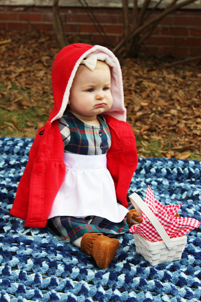 Red Riding Hood DIY Costume
 Baby Red Riding Hood thewhitebuffalostylingco