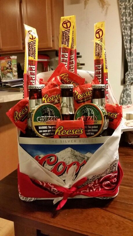 Redneck Gift Baskets Ideas
 Redneck Man Bouquet for Valentine s Day