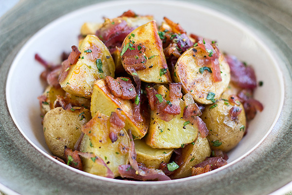 Roasted Red Potatoes Salad
 Roasted Potato Salad with Bacon Caramelized ions and