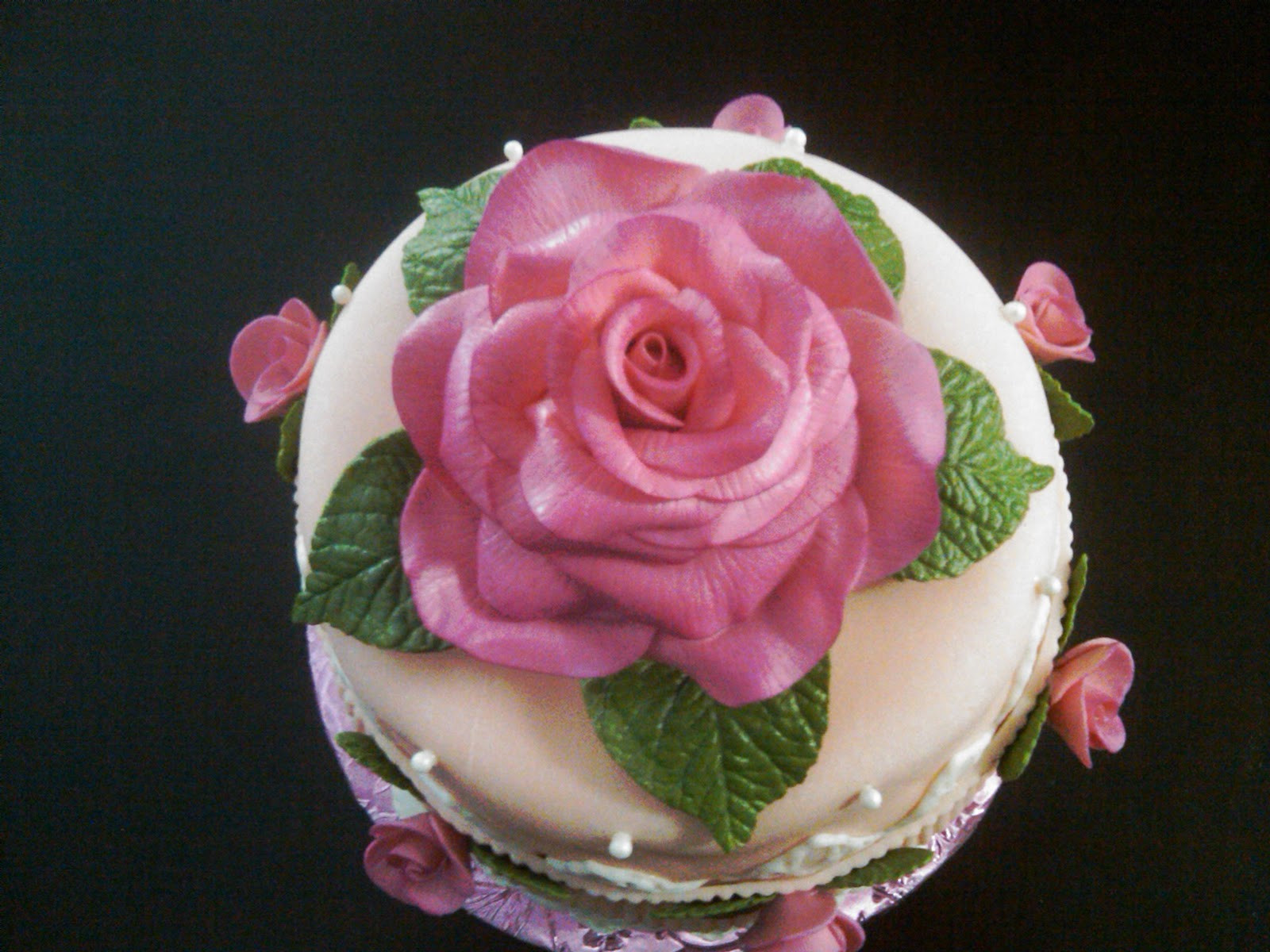 Rose Birthday Cake
 Fabbylicious Cakes Rose Birthday Cake