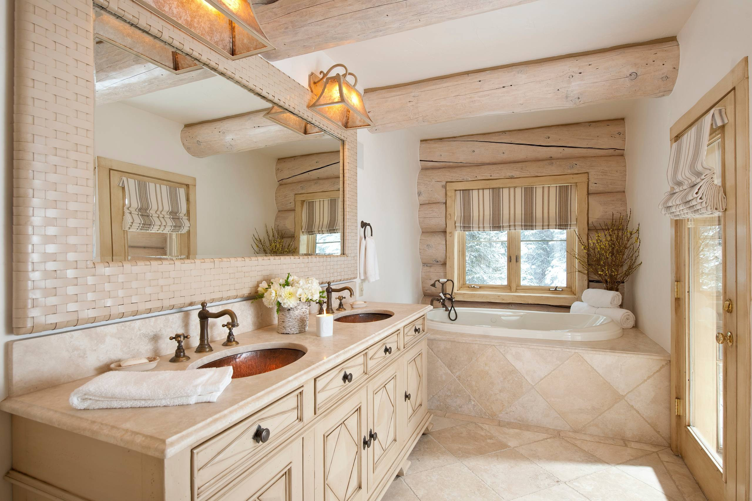 Rustic Small Bathroom
 16 Fantastic Rustic Bathroom Designs That Will Take Your