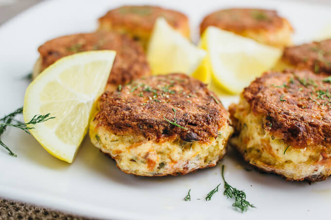 Salmon And Crab Cakes
 Easy crab cakes stuffed with smoked salmon savory tooth