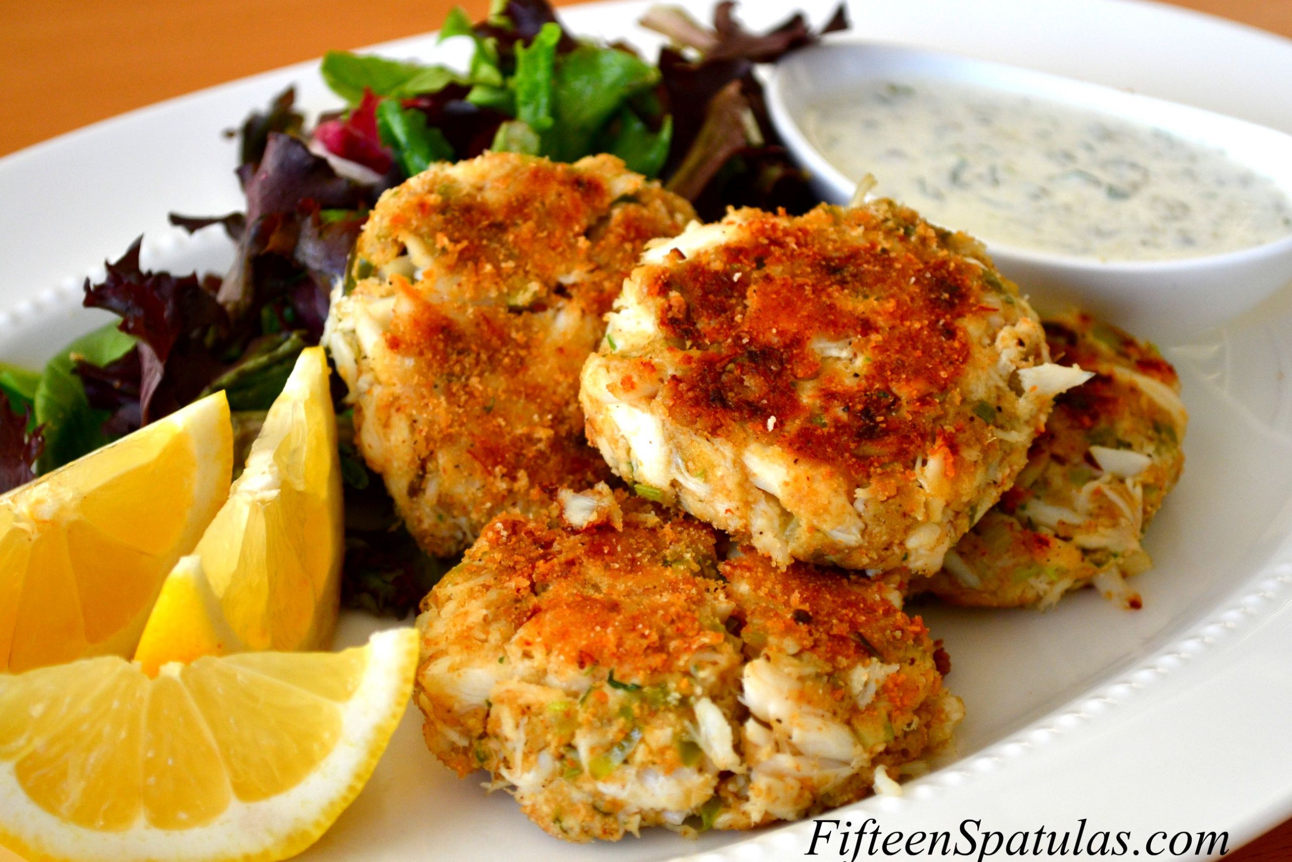 Salmon And Crab Cakes
 Crab Cakes with Tangy Tartar Sauce