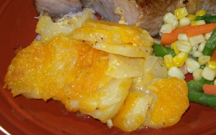 Scalloped Potatoes For Two
 Scalloped Potatoes with Cheese for Two Recipe Recipezazz