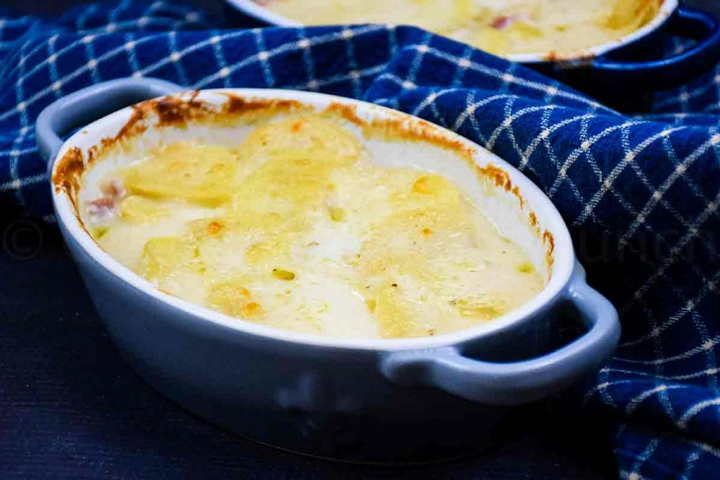 Scalloped Potatoes For Two
 Scalloped Potatoes for Two with leftover ham Grumpy s