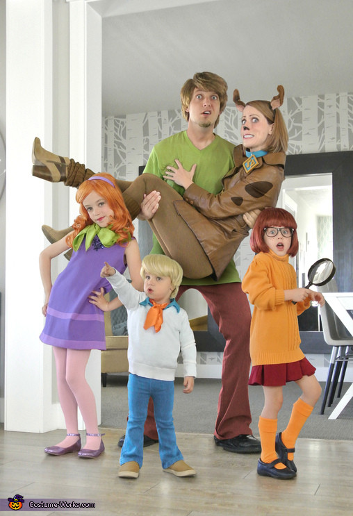 Scooby Doo Costume DIY
 Scooby Doo Family Costume