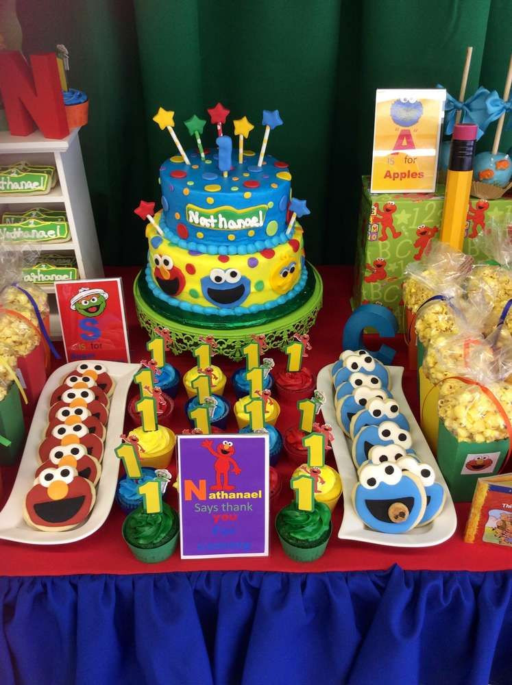 Sesame Street 1st Birthday Party Supplies
 Sesame Street Birthday Party Ideas With images