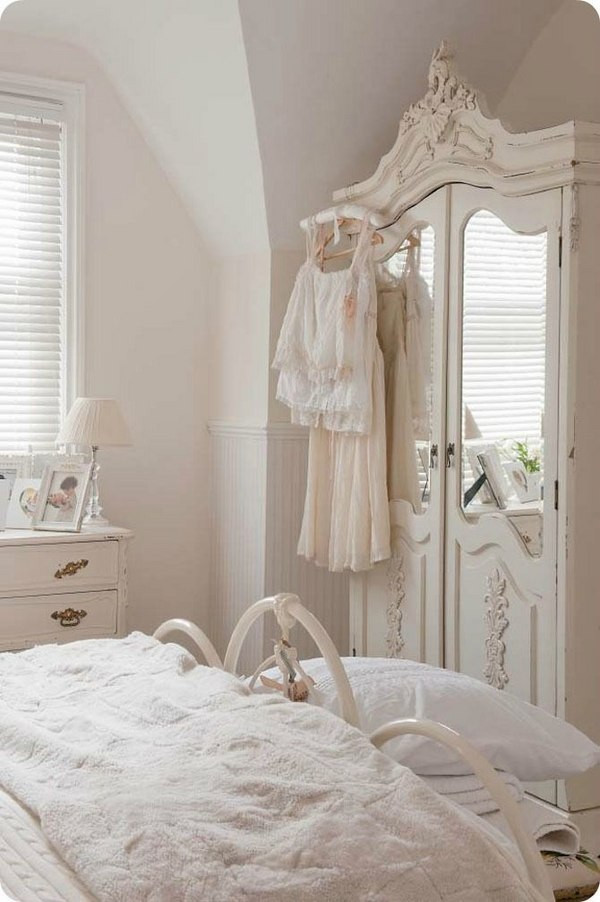 Shabby Chic Bedroom Furniture
 Wardrobe armoire – 25 shabby chic ideas for a romantic bedroom