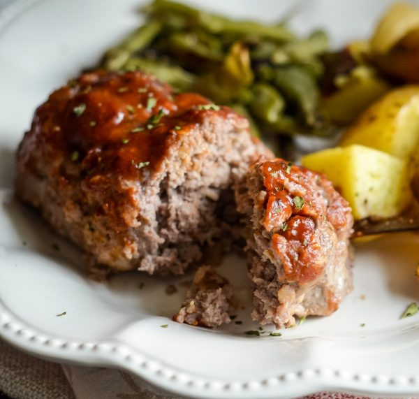 Sheet Pan Meatloaf
 Sheet Pan Mini Meatloaf and Ve ables Recipe Mommy