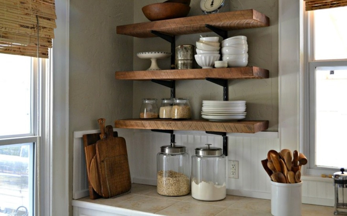 Shelves For Kitchen Wall
 Go Creative with DIY Wall Shelves in Your Interior – HomesFeed