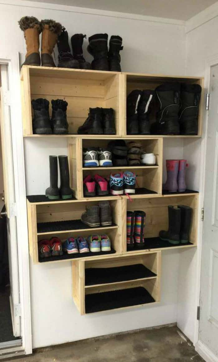 Shoe Rack DIY
 DIY STORAGE IDEAS FOR BACK TO SCHOOL