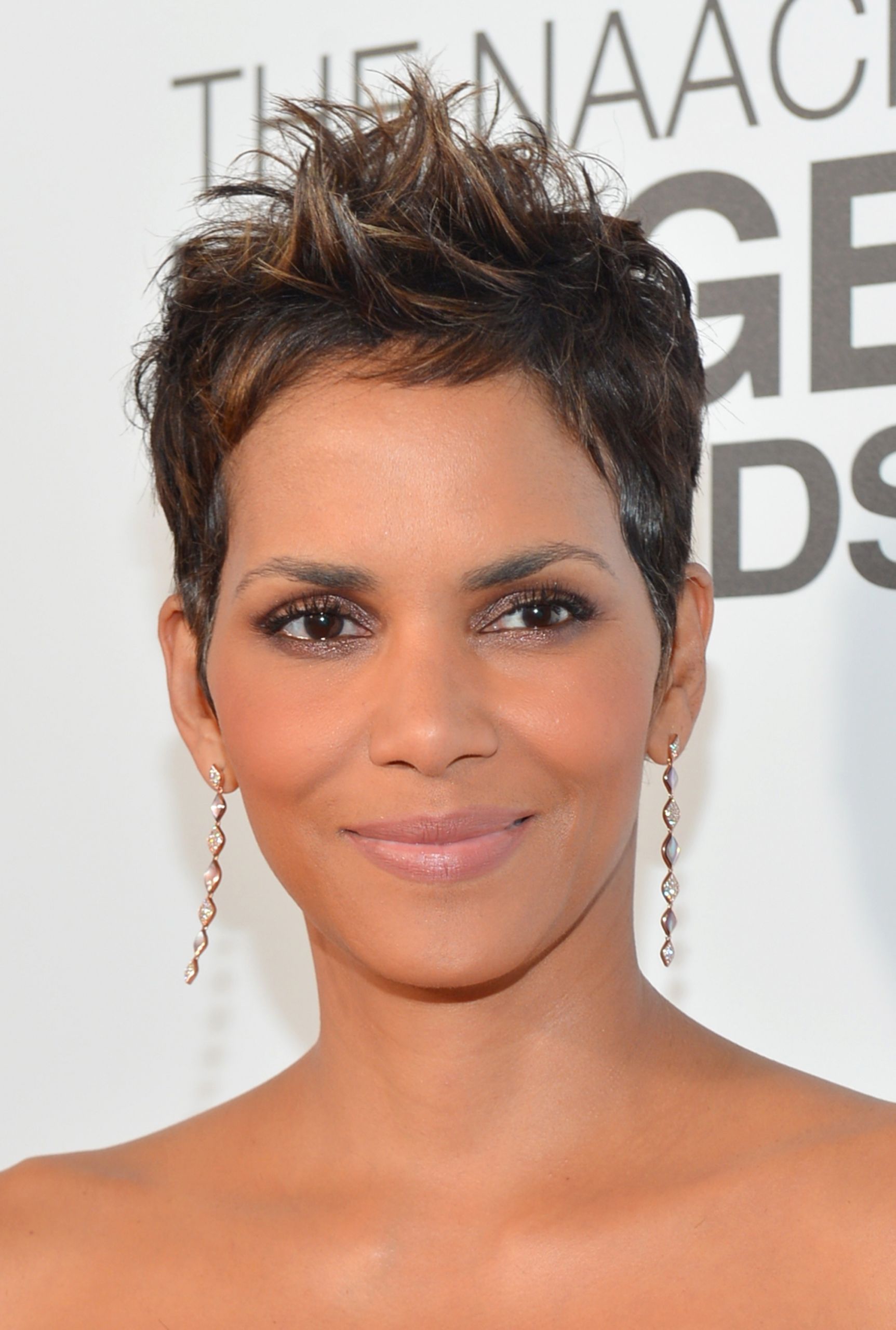 Short Haircuts For Black Womens
 70 Best Short Hairstyles for Black Women with Thin Hair