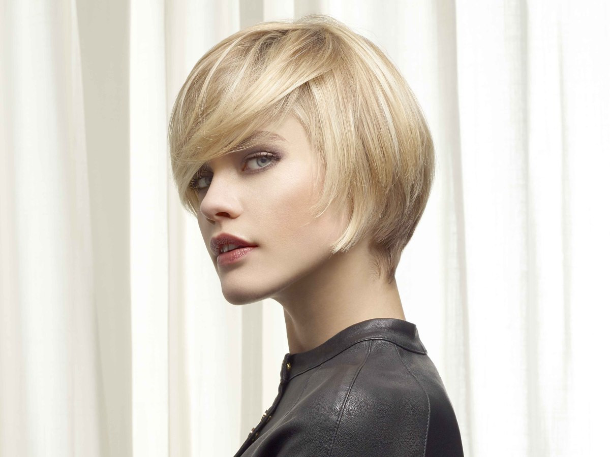 Short Neck Hairstyles
 Flattering and wearable hairstyles with soft hair colors