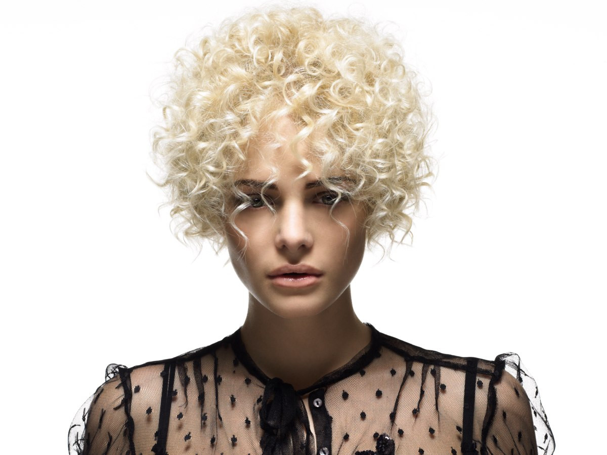 Short Spiral Curly Hairstyles
 Short blonde hairstyle with spiral curls