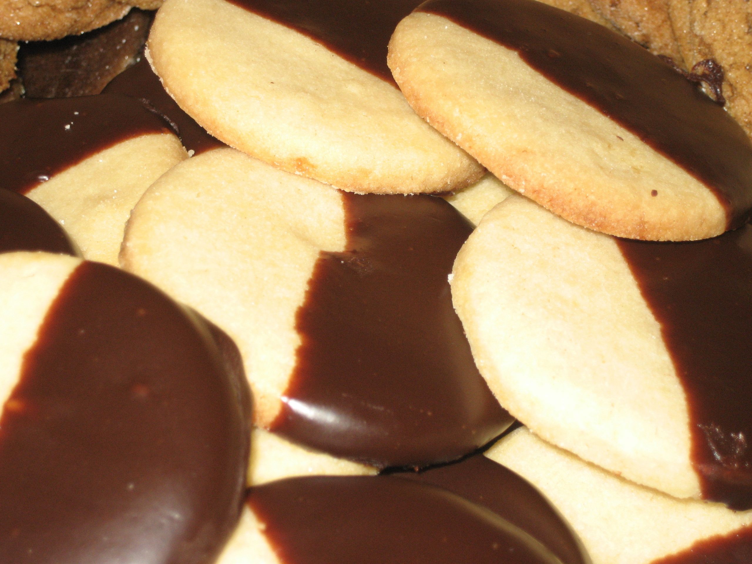 Shortbread Cookies Dipped In Chocolate
 Chocolate Dipped Shortbread Cookies