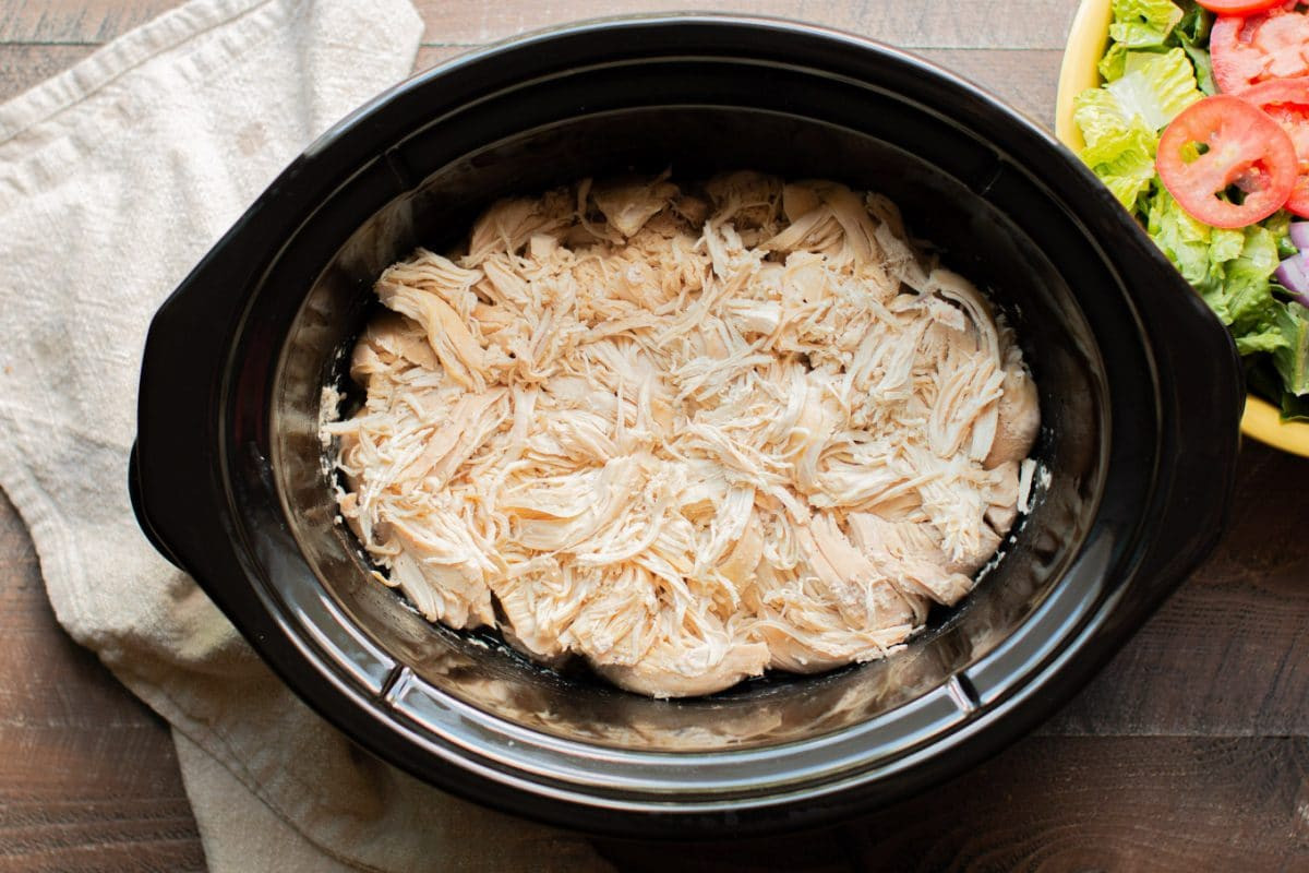 Shredded Chicken Thighs Slow Cooker
 Slow Cooker Shredded Chicken The Magical Slow Cooker