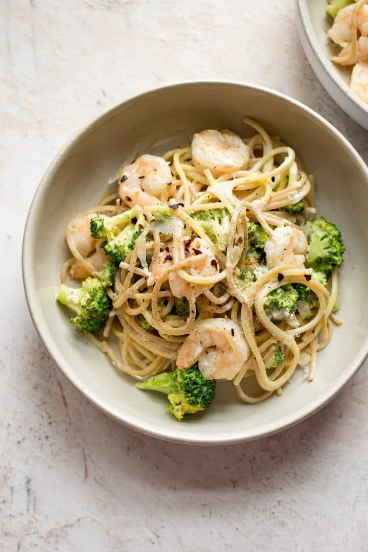 Shrimp And Broccoli Pasta
 Easy Creamy Shrimp and Broccoli Pasta • Salt & Lavender