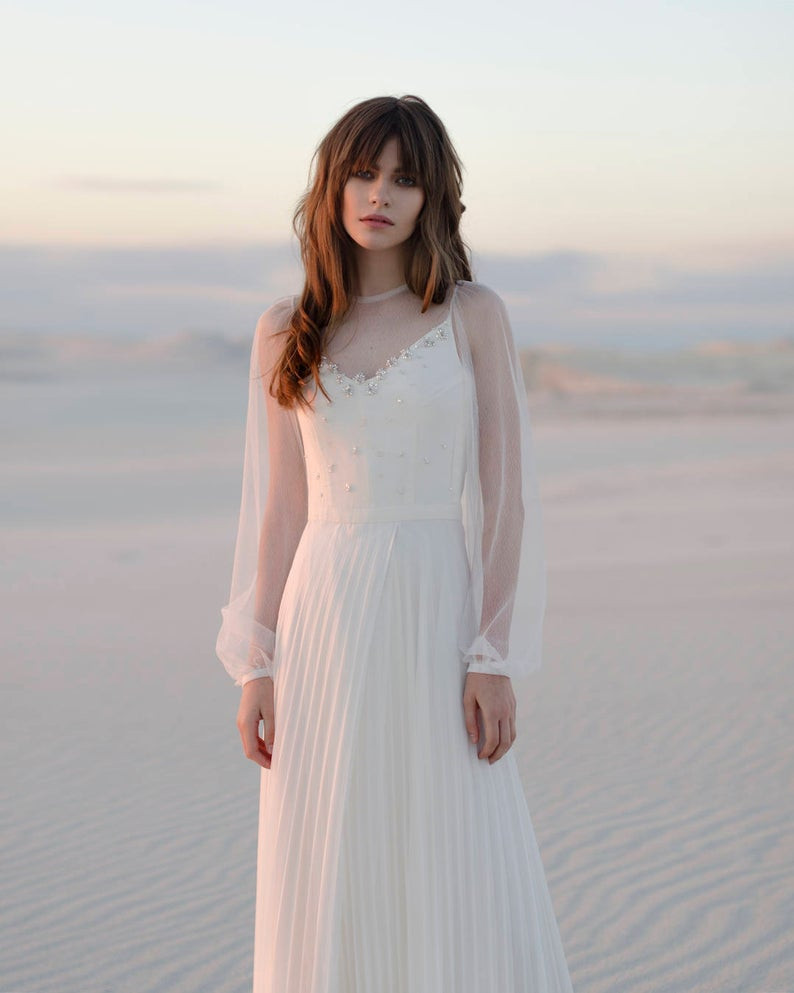 Silk Chiffon Wedding Dress
 Silk and chiffon wedding dress Ivory wedding gown