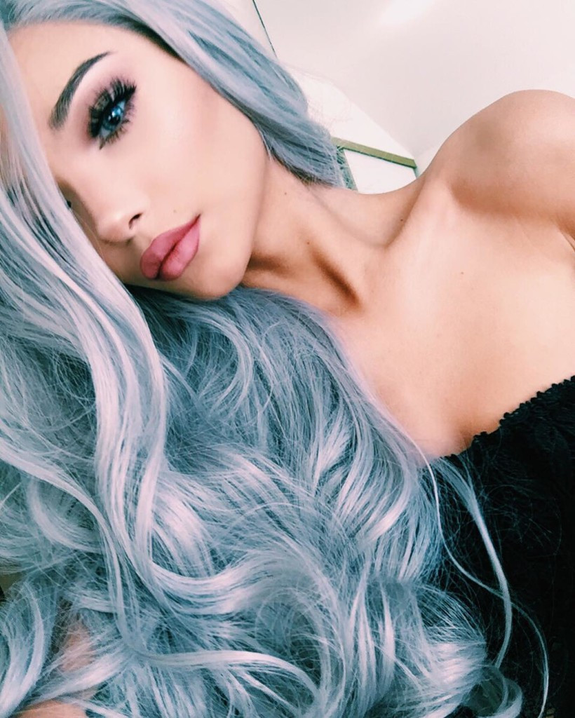 Silver Hair DIY
 How to DIY Silver Hair Dyeing and Maintain its Color