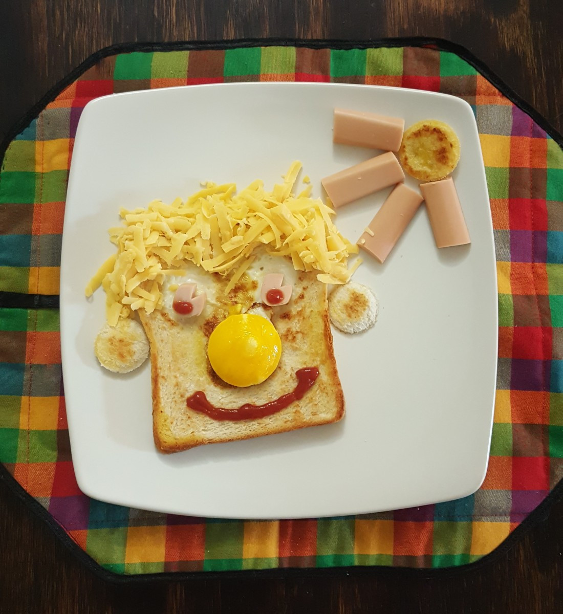 Simple Breakfast Ideas For Kids
 Eggy Faces A Quick and Easy Kid Friendly Breakfast Recipe